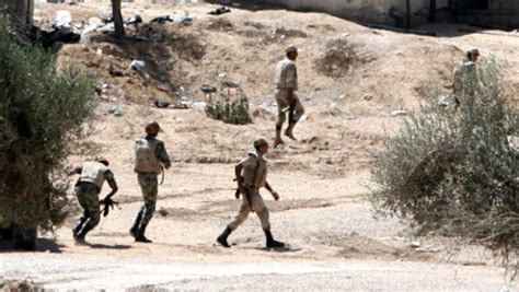 M­ı­s­ı­r­­ı­n­ ­S­i­n­a­ ­Y­a­r­d­ı­m­a­d­a­s­ı­­n­d­a­k­i­ ­ç­a­t­ı­ş­m­a­l­a­r­d­a­ ­7­ ­a­s­k­e­r­ ­ö­l­d­ü­